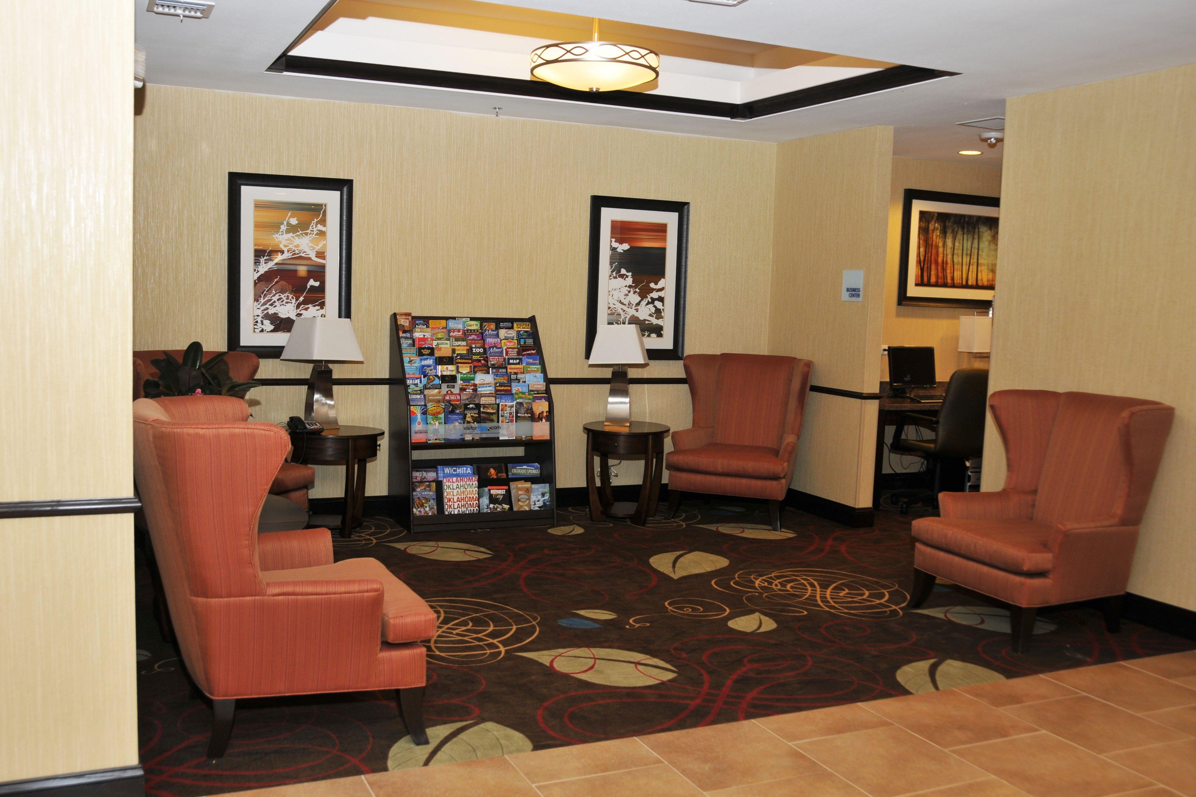 Holiday Inn Express & Suites Clinton By Ihg Eksteriør billede