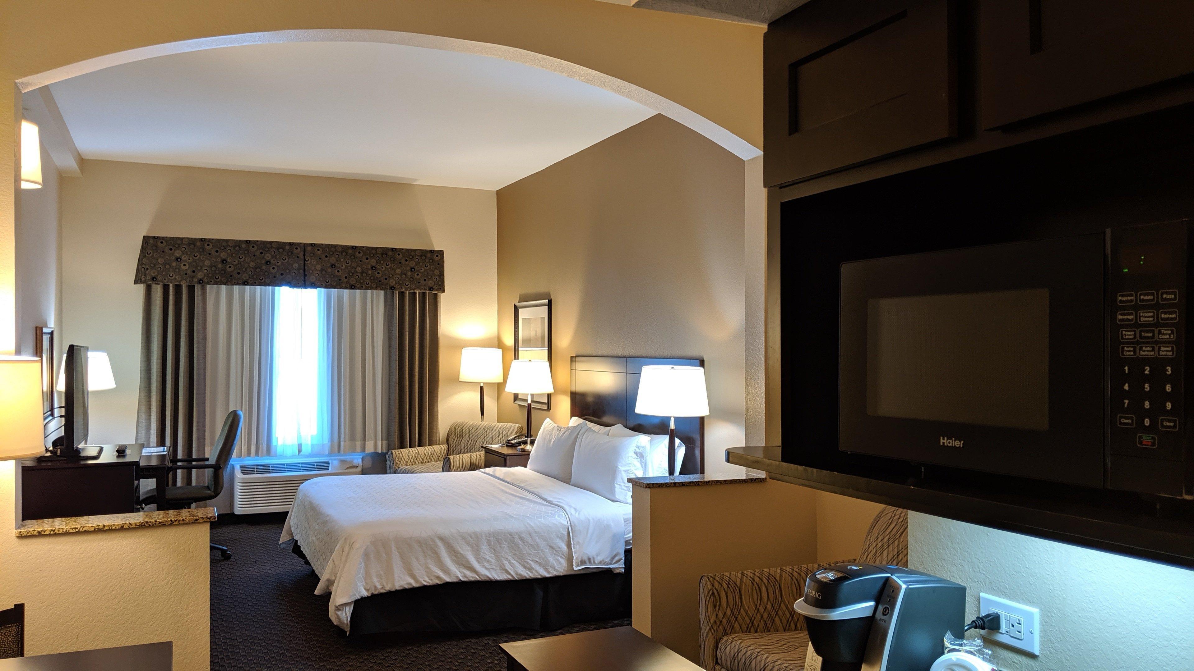 Holiday Inn Express & Suites Clinton By Ihg Eksteriør billede