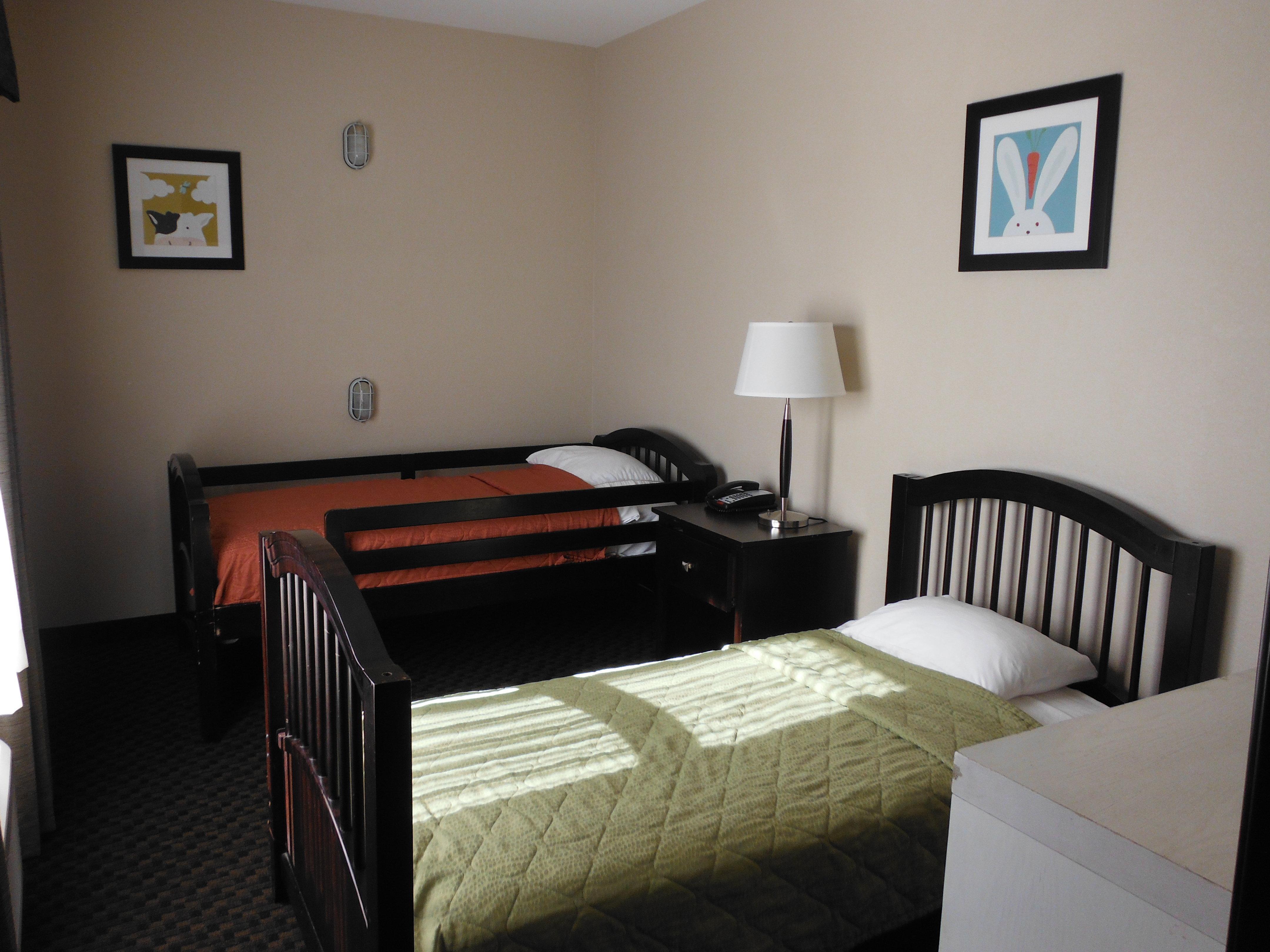 Holiday Inn Express & Suites Clinton By Ihg Eksteriør billede