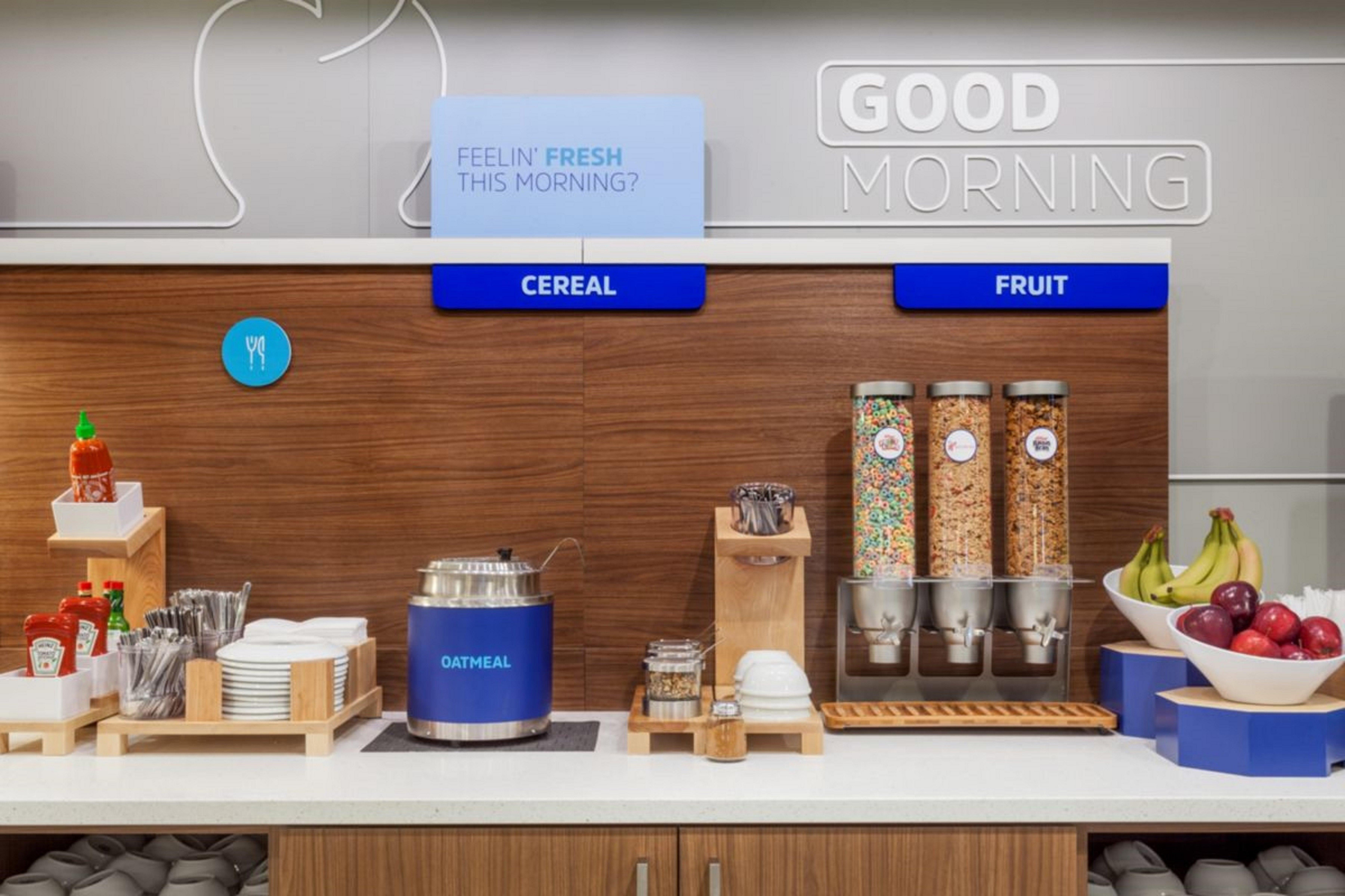 Holiday Inn Express & Suites Clinton By Ihg Eksteriør billede